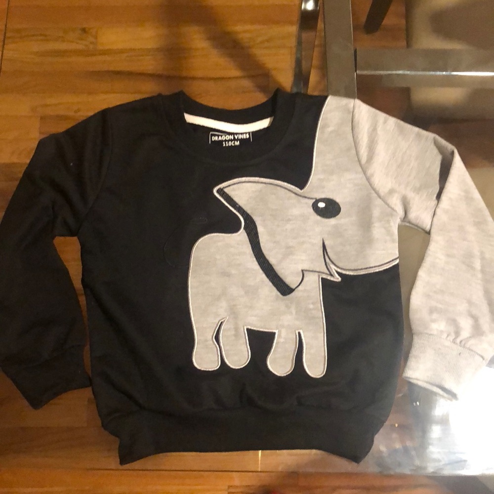 Elephant sweatshirt for kids